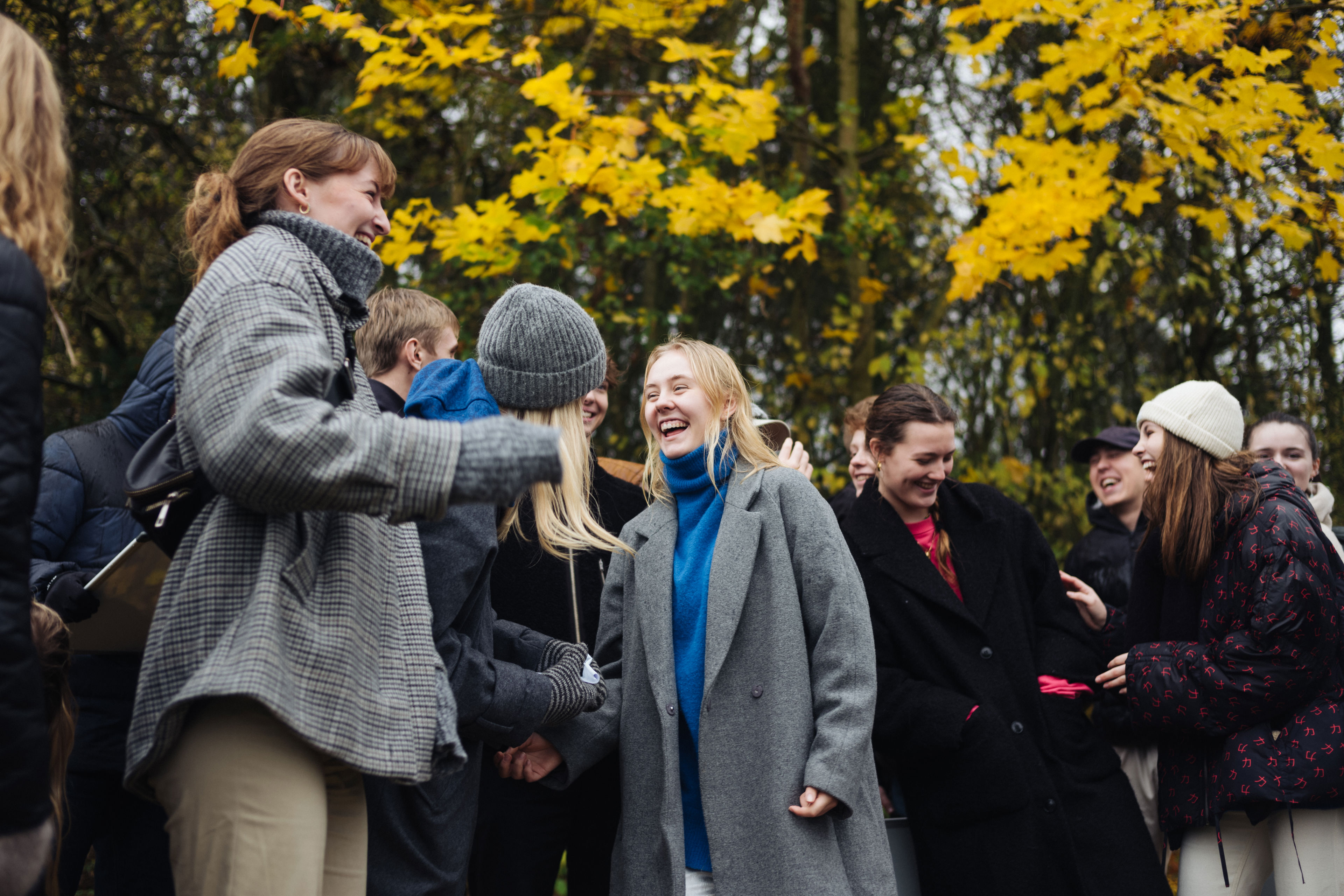 Piger der griner sammen