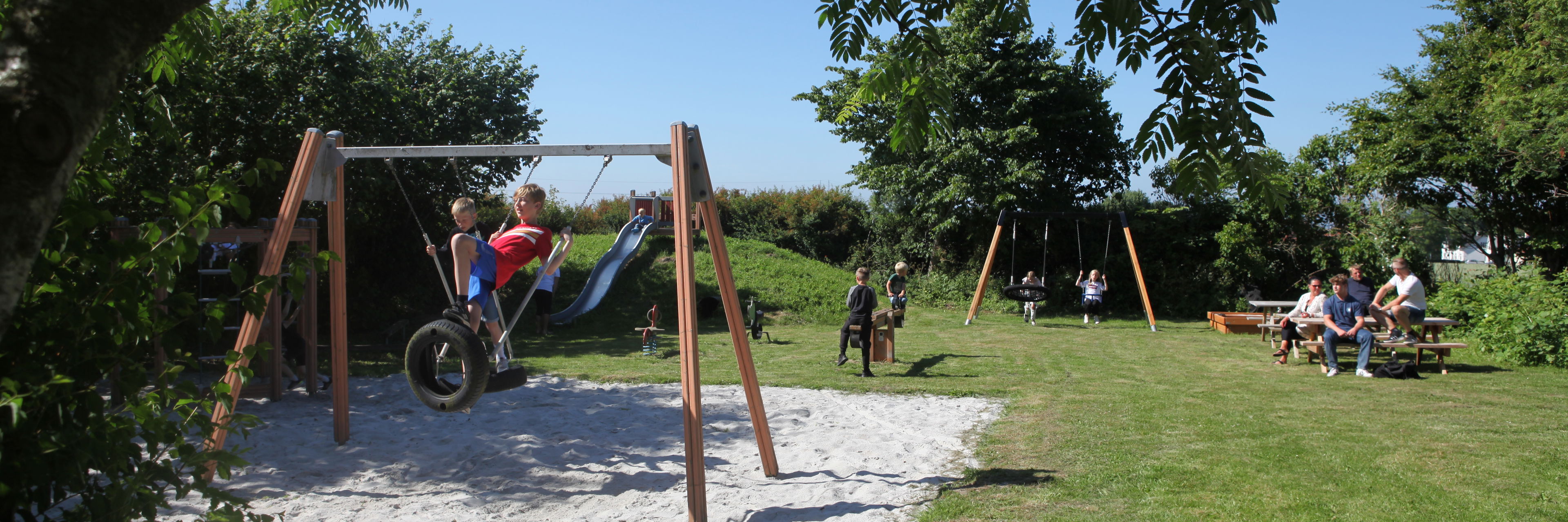 Legeplads og mødested ved Skovby.