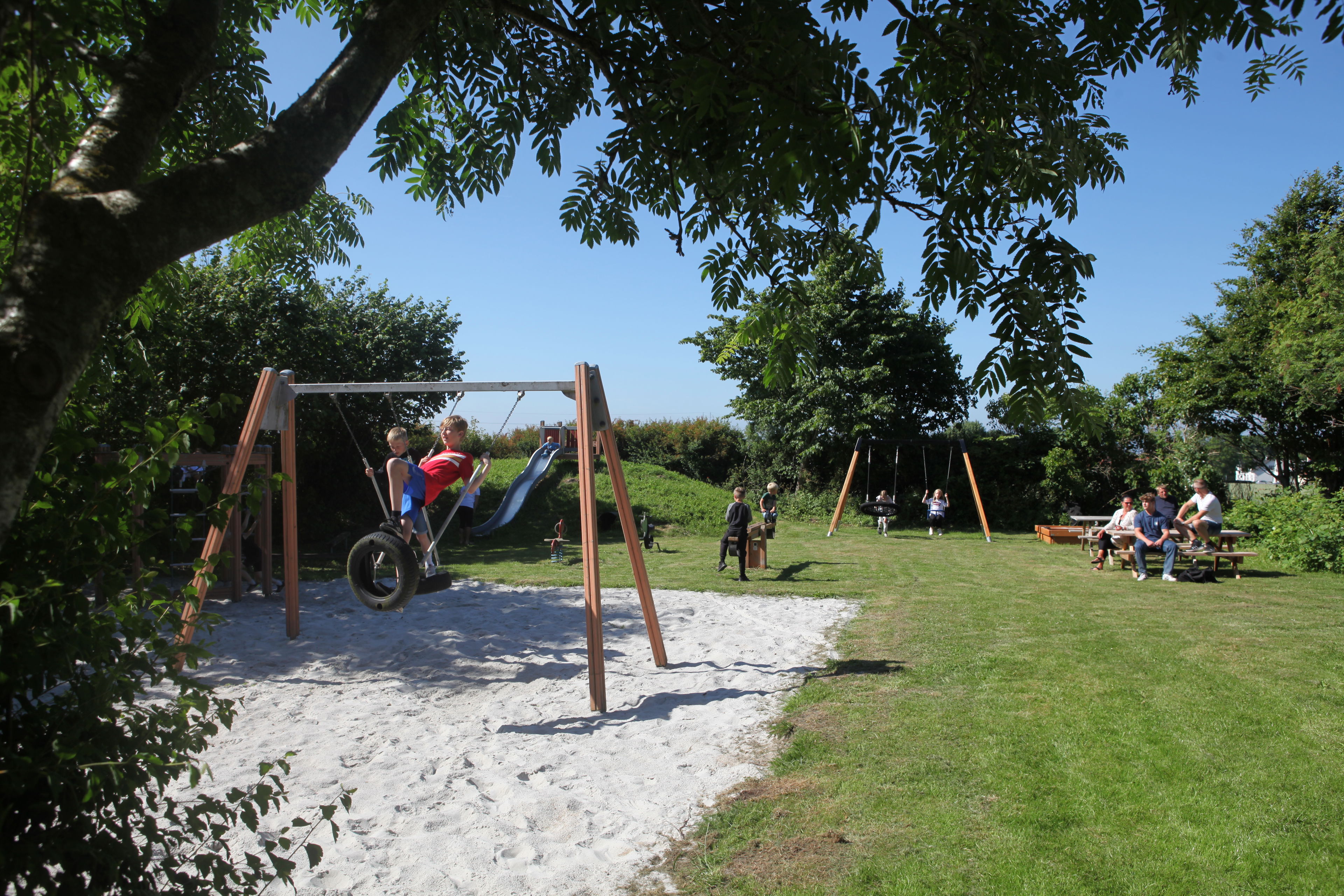 Legeplads og mødested ved Skovby.